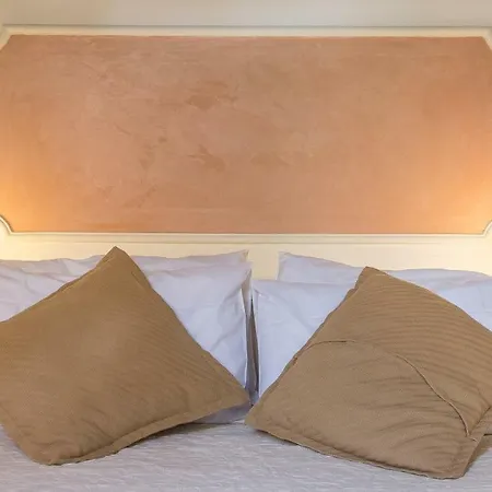Leutari Suite Rome Exterior photo
